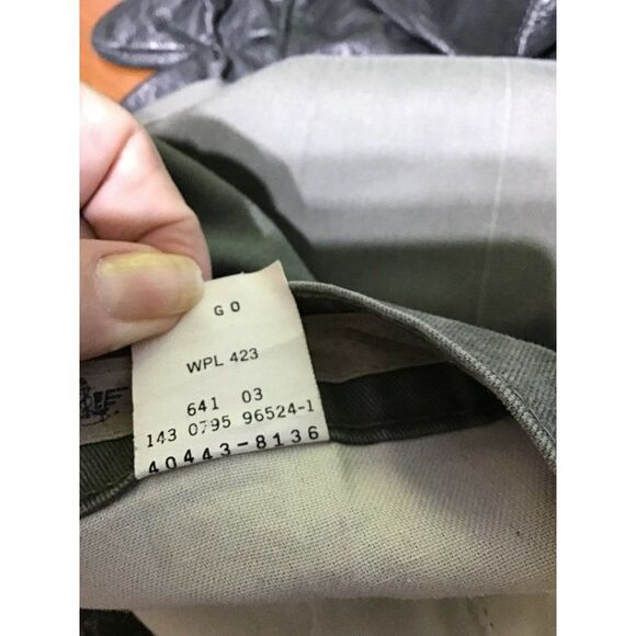 Dockers Women's Classic Fit Green Pleated Cotton Pants Size 12 - Picture 9 of 10